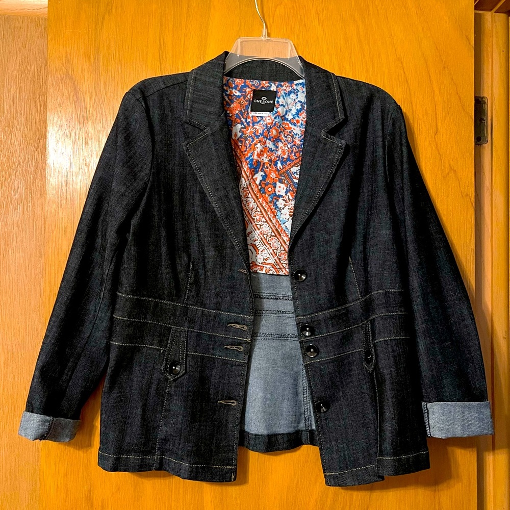 Fitted Navy denim blazer size XL